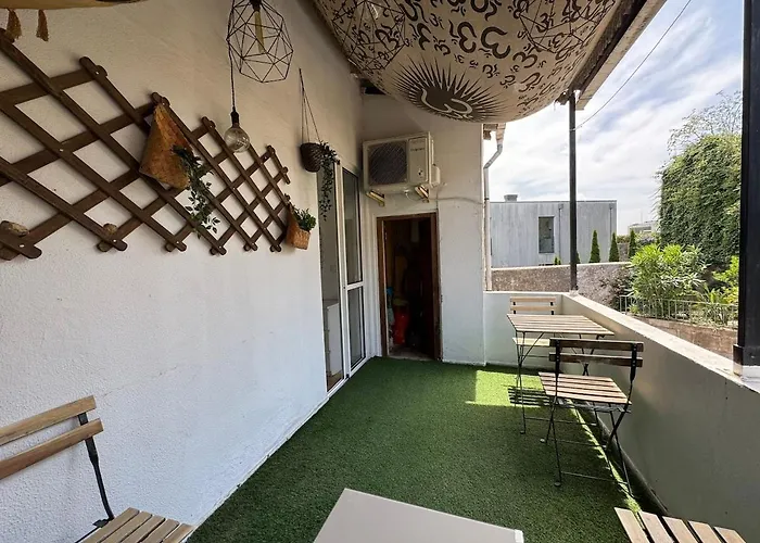 Perfect Days - Downtown *